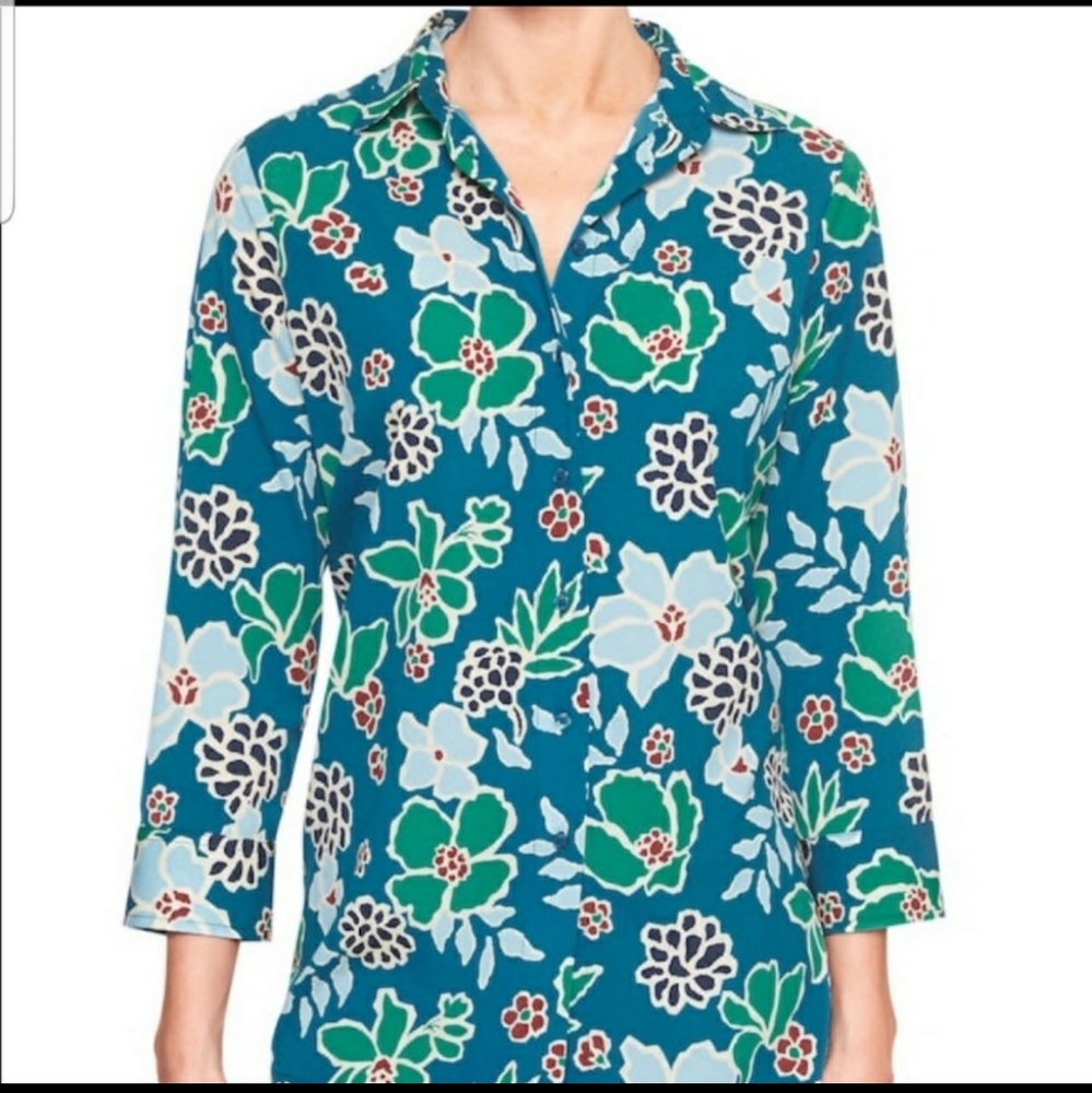 NWT Banana Republic Button Down Blouse